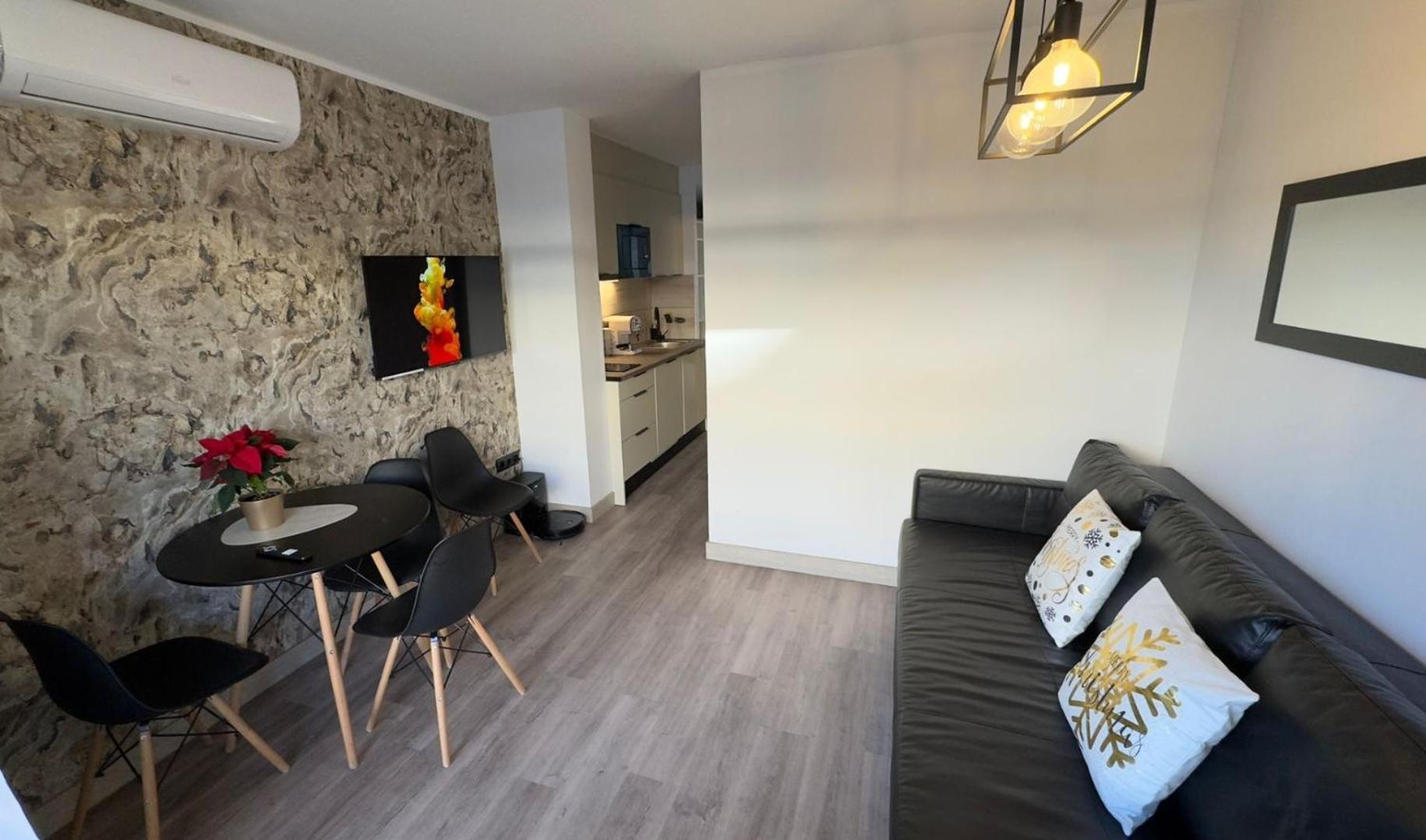A Estrenar Preciosos Apartamentos Aparthotel Inter2, New Apartments Ln Aparthotel 12 Months Open! Self Check In! Reserva Garaje! Salou Eksteriør billede